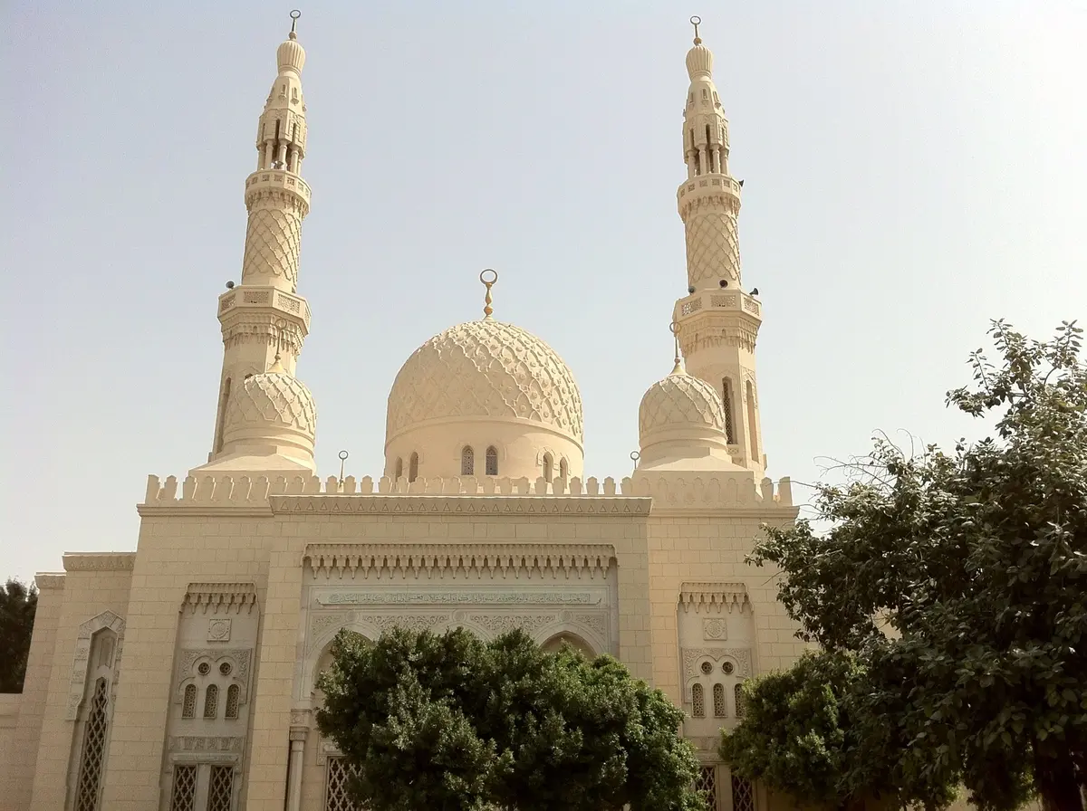 La mosquée de Jumeirah et ses deux minarets, Dubaï