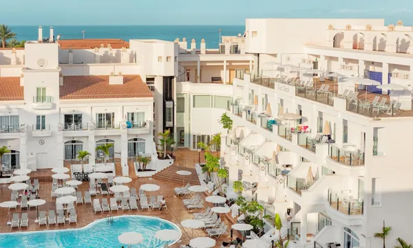 Holiday Inn Express Costa Adeje, hôtel 3 étoiles sud touristique