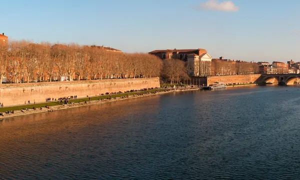 Hotel des Beaux Arts Toulouse, boutique bord de Garonne