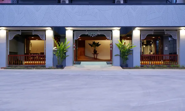 Nara Residence, Trang