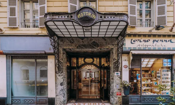 Hotel Astoria Turin, 3 étoiles près de la gare Porta Nuova