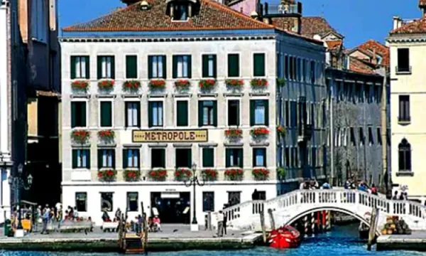 Hotel Metropole Venezia, Riva degli Schiavoni face à la lagune