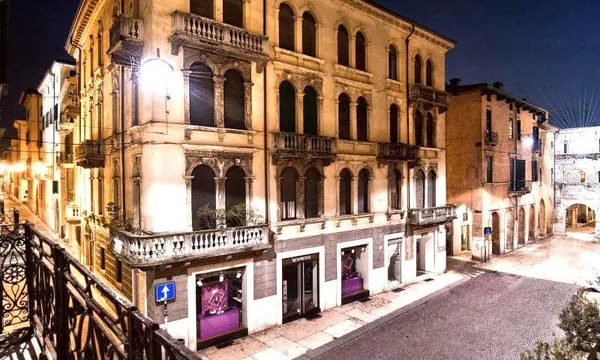 NH Collection Palazzo Verona, palais du centre historique
